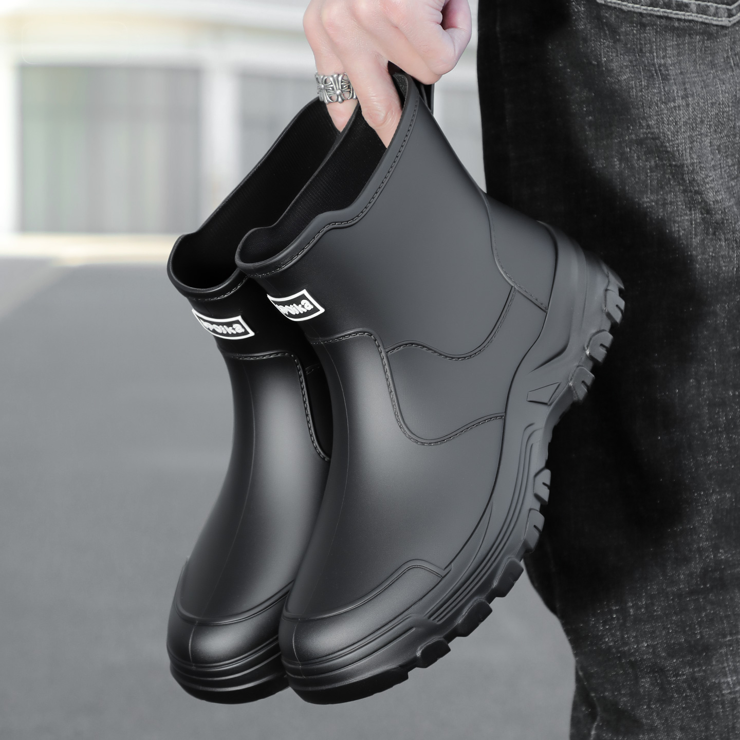 Fishing Boots - ファッショナブルな新しいスタイルのメンズミッドカーフレインブーツ、裏地付き、男性用ウォーターシューズ、アウトドア防水釣り靴、滑り止め付き