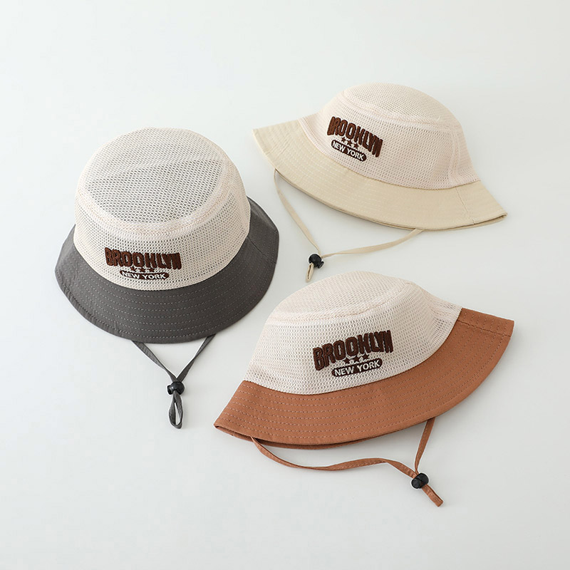 文字刺繍入りベビーサンハット 夏用メッシュ通気性 男の子女の - Fishing Hat のレビューと価格